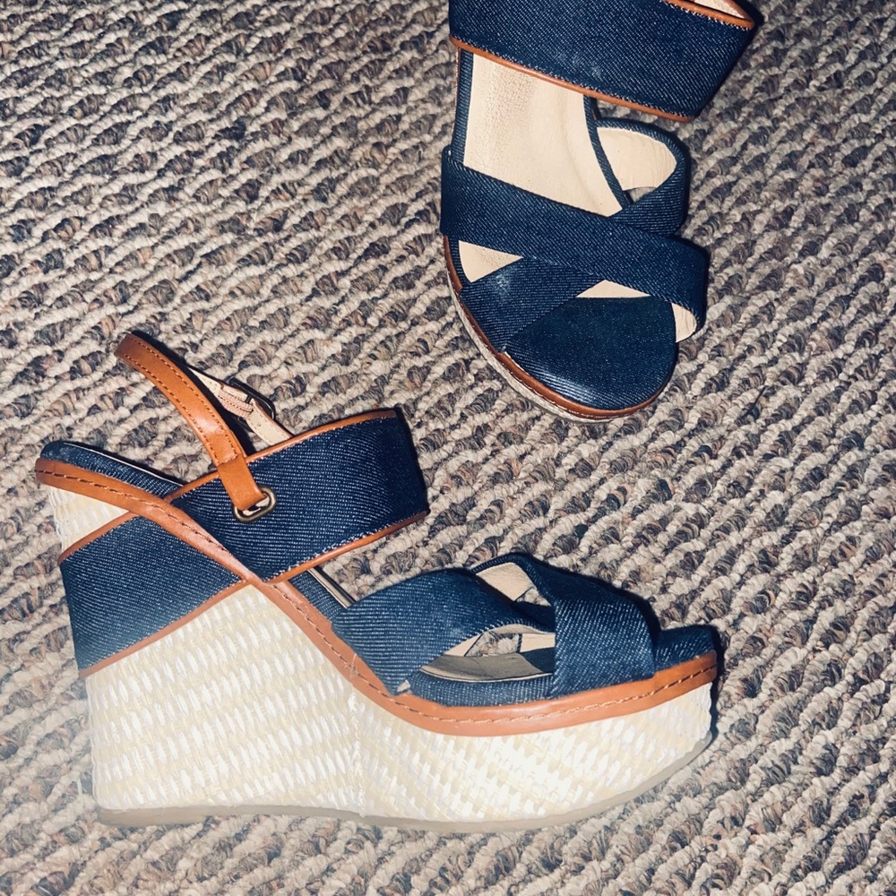 Chinese Laundry Size: 8.5